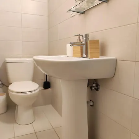 Sea Breeze 202 Apartment *