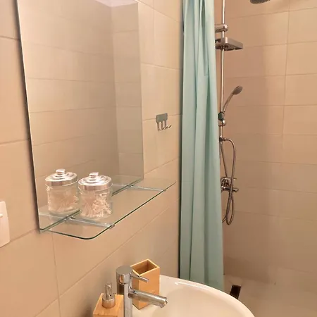 Sea Breeze 202 Apartment *