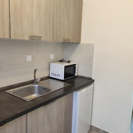 Sea Breeze 202 Apartment *