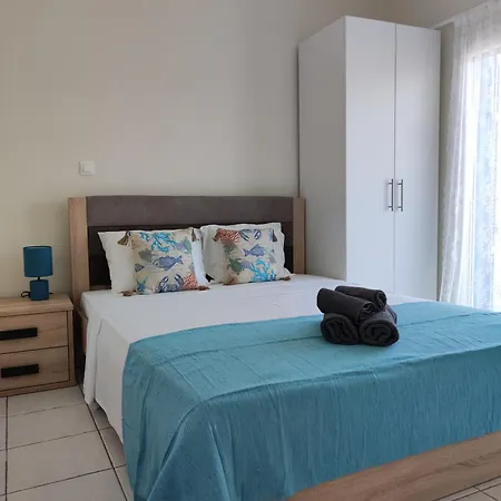 Apartment Sea Breeze 202